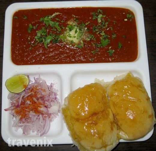 Top 10 Best Street Foods You Must Taste in Ghatkopar Mumbai