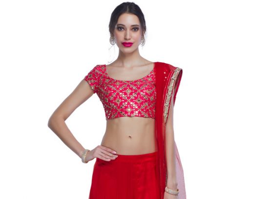 trail gowns on rent in mumbai