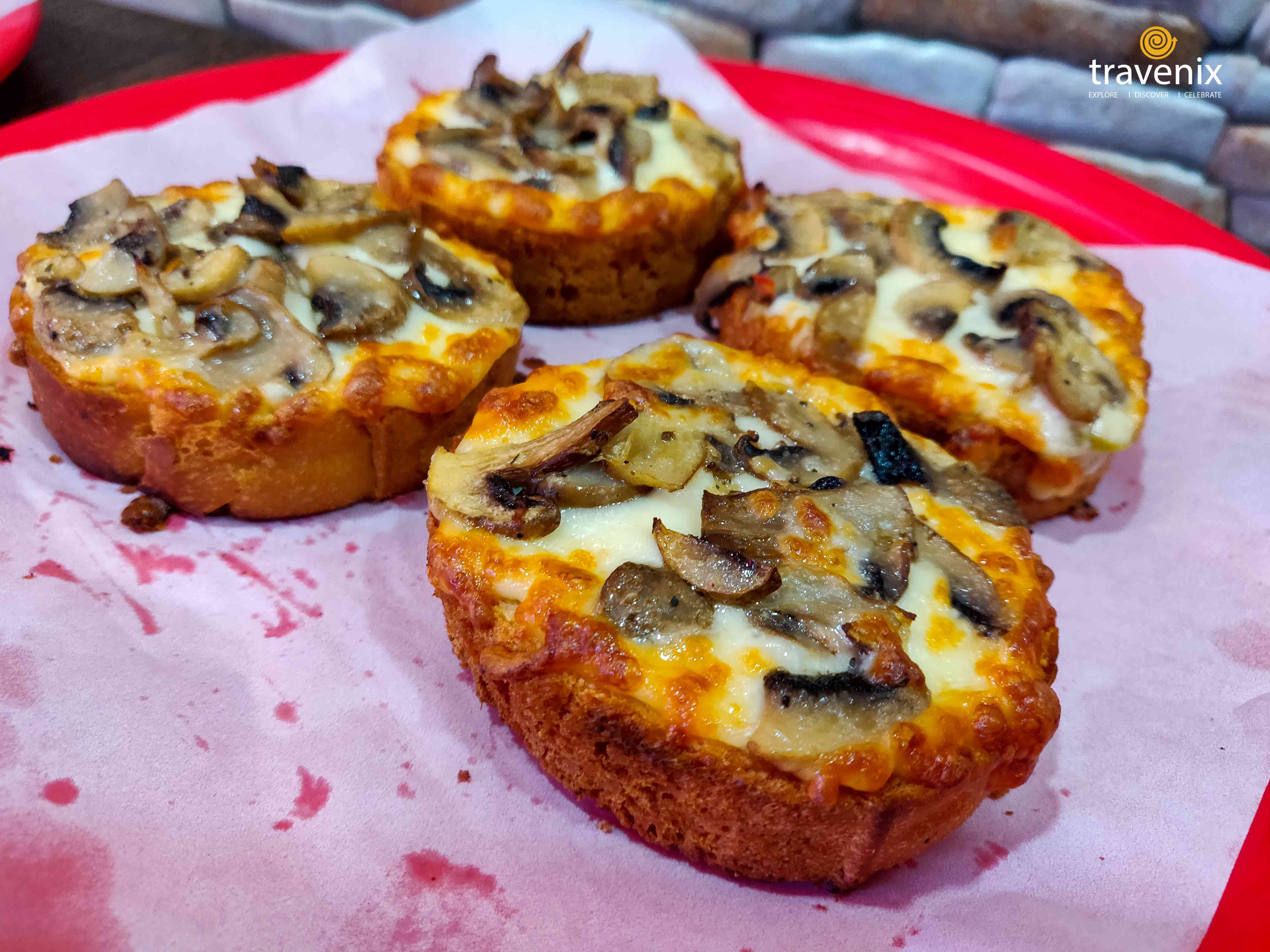 Mushroom Garlic Bread