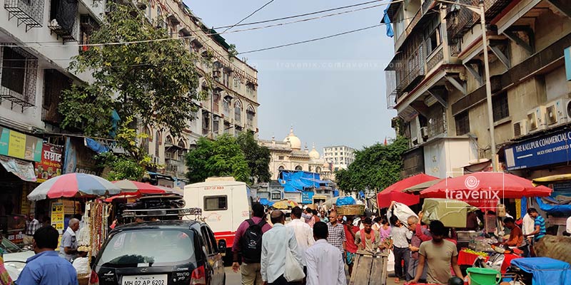 Mangaldas Market Crowd