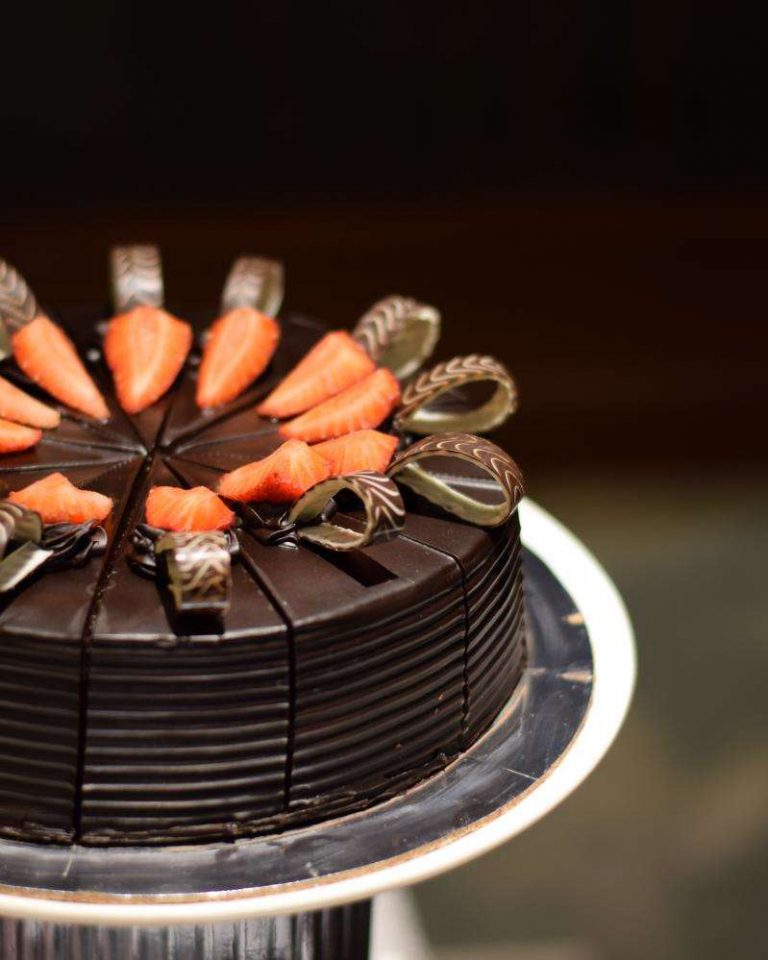 8 Ultimate Places For Gluten-Free Cakes in Mumbai