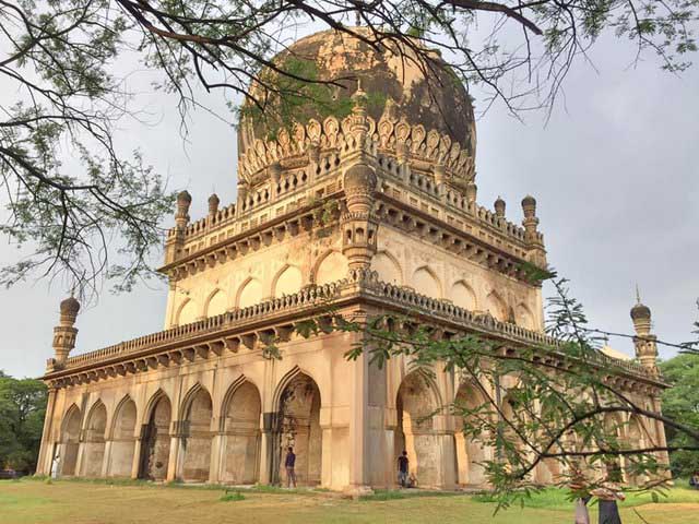 Qutub Shahi Tombs