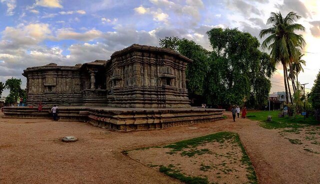 Thousand Pillar Temple