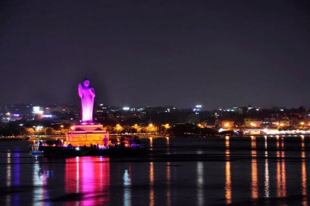 Hussain Sagar Lake at night