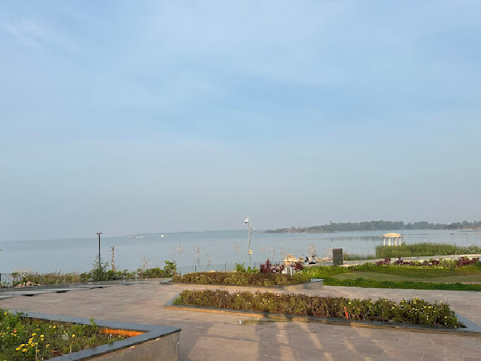 Osman Sagar Lake in Hyderabad