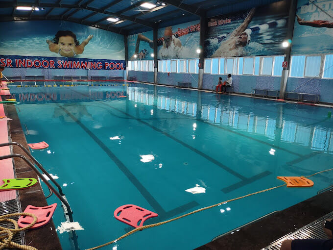 S.R. Indoor Swimming Pool